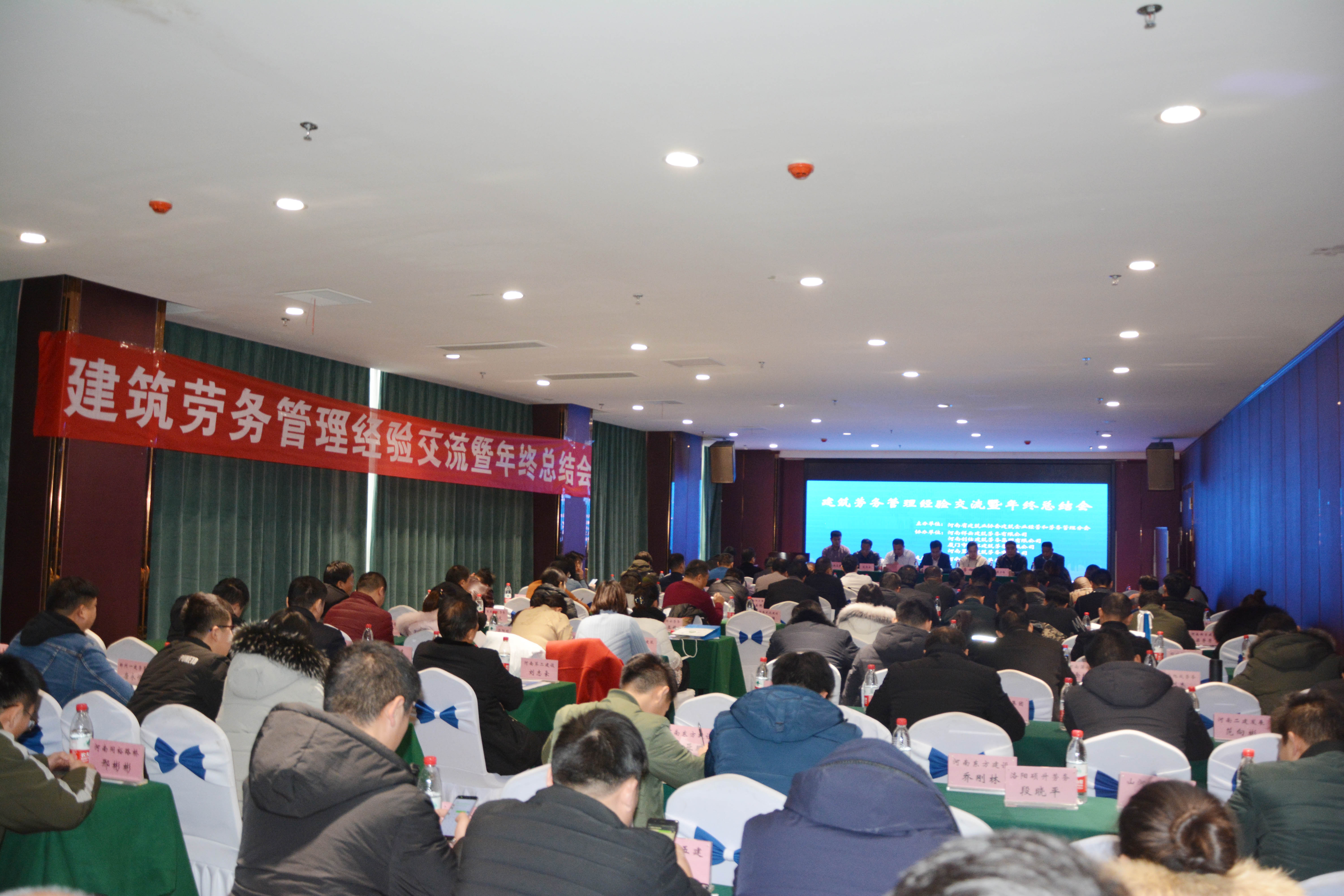 ef1358951e999e22a773d43e57de963.jpg