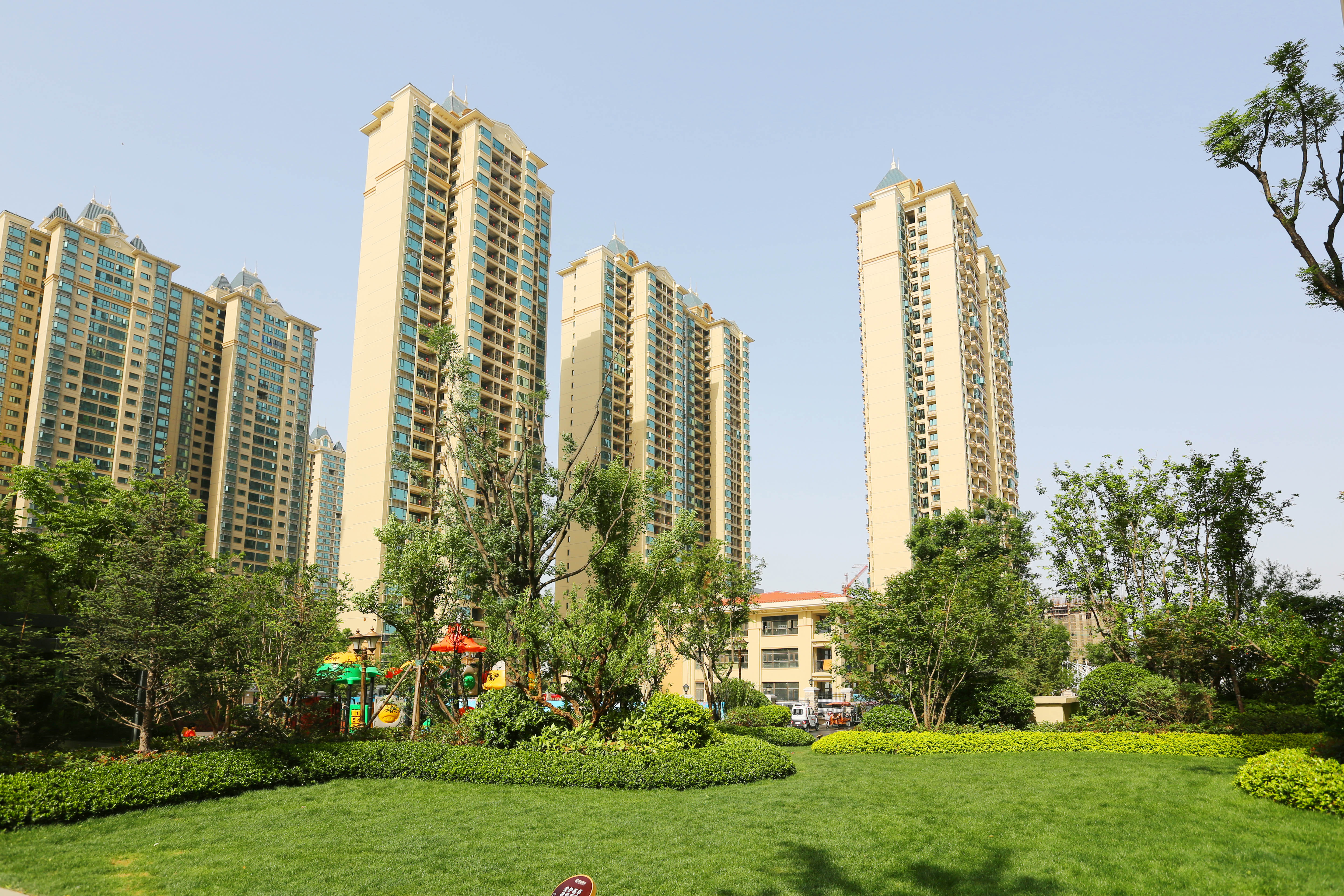 西南立面1.JPG