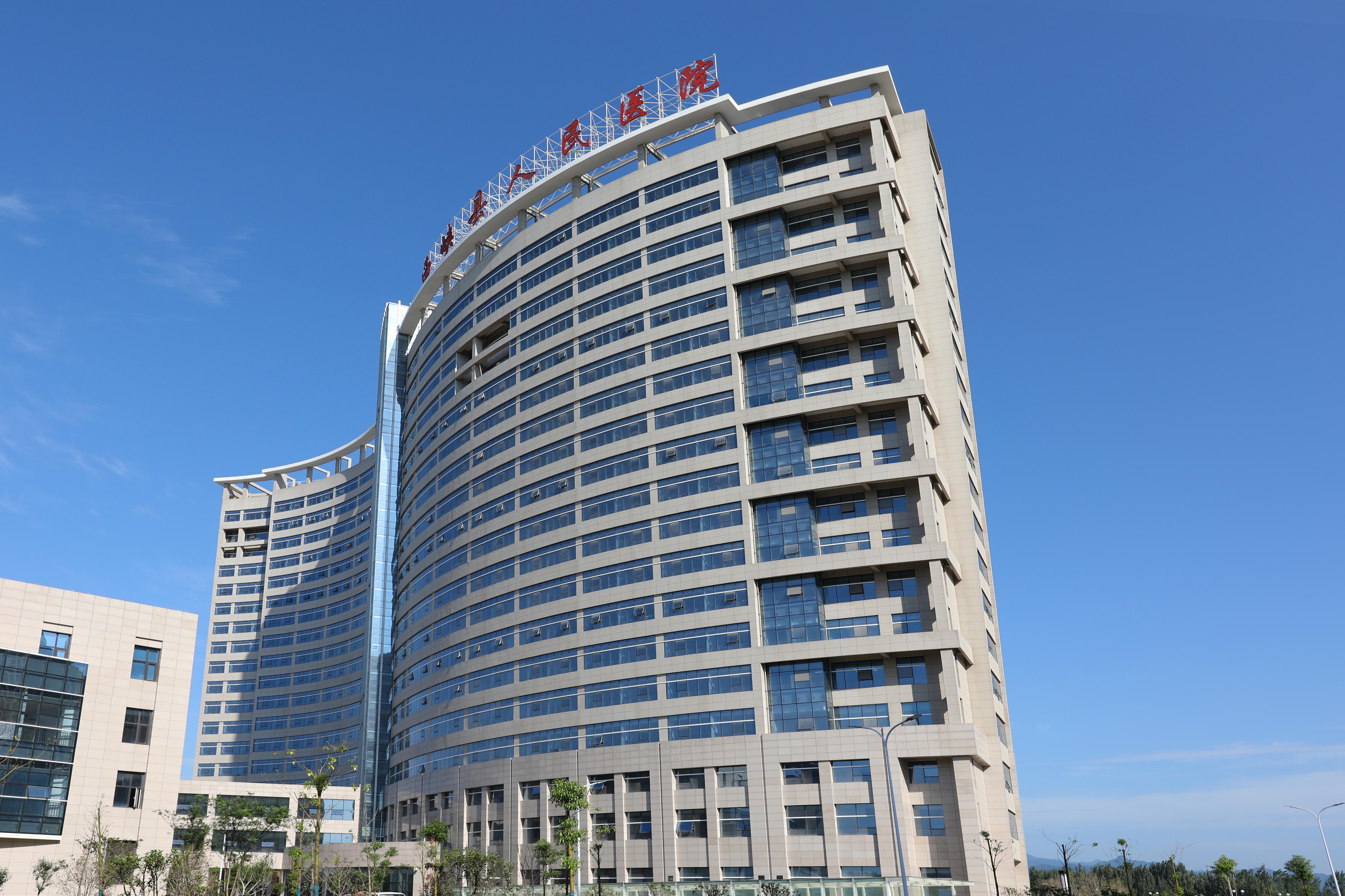 东南立面图.JPG