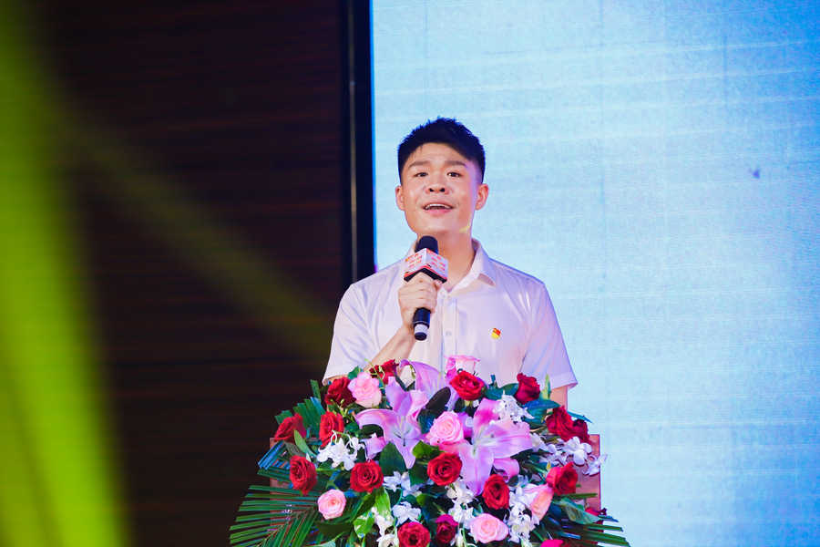 演讲1.jpg