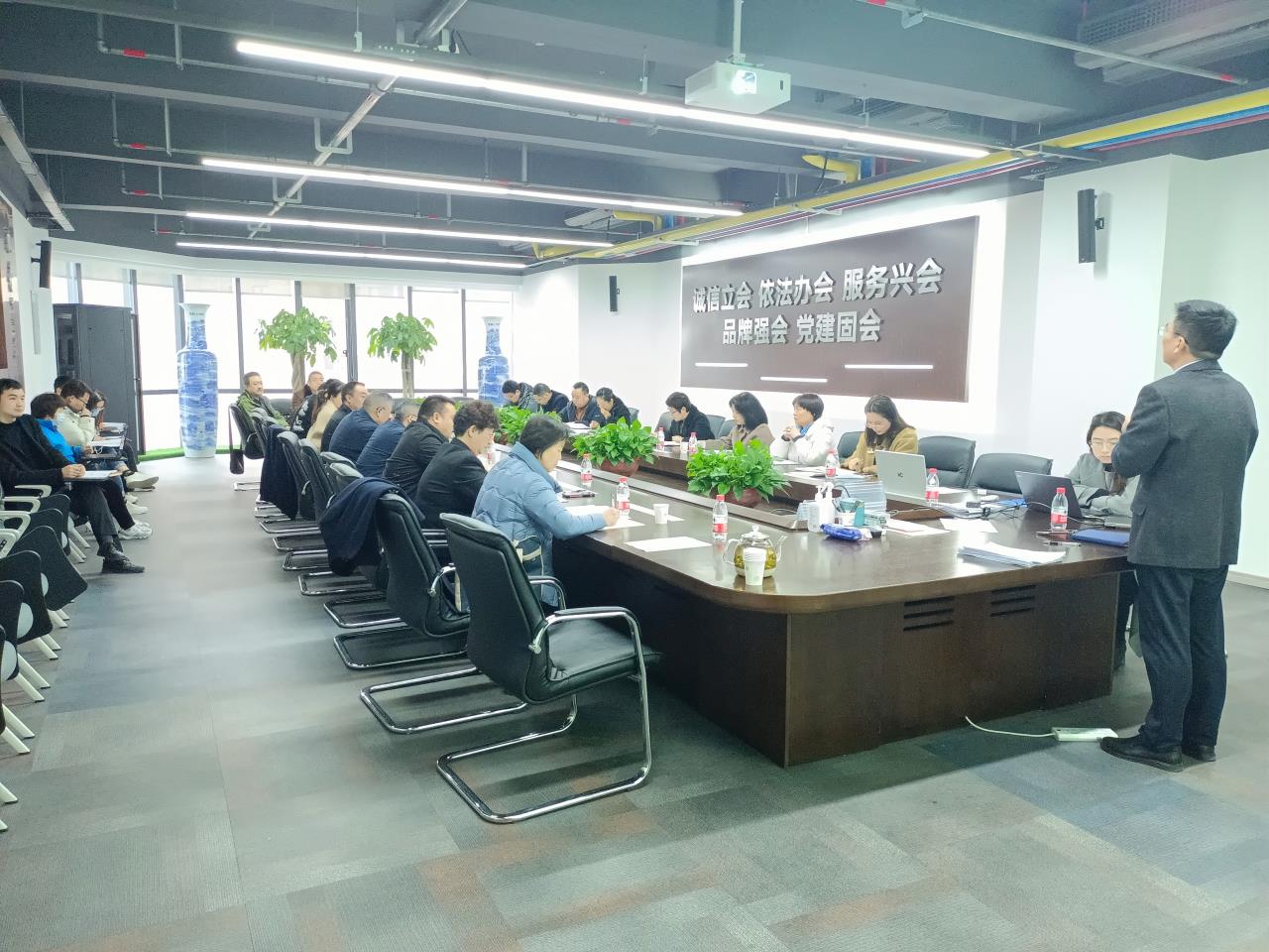 微信图片_20230220101123.jpg 微信图片_20230220101123.jpg