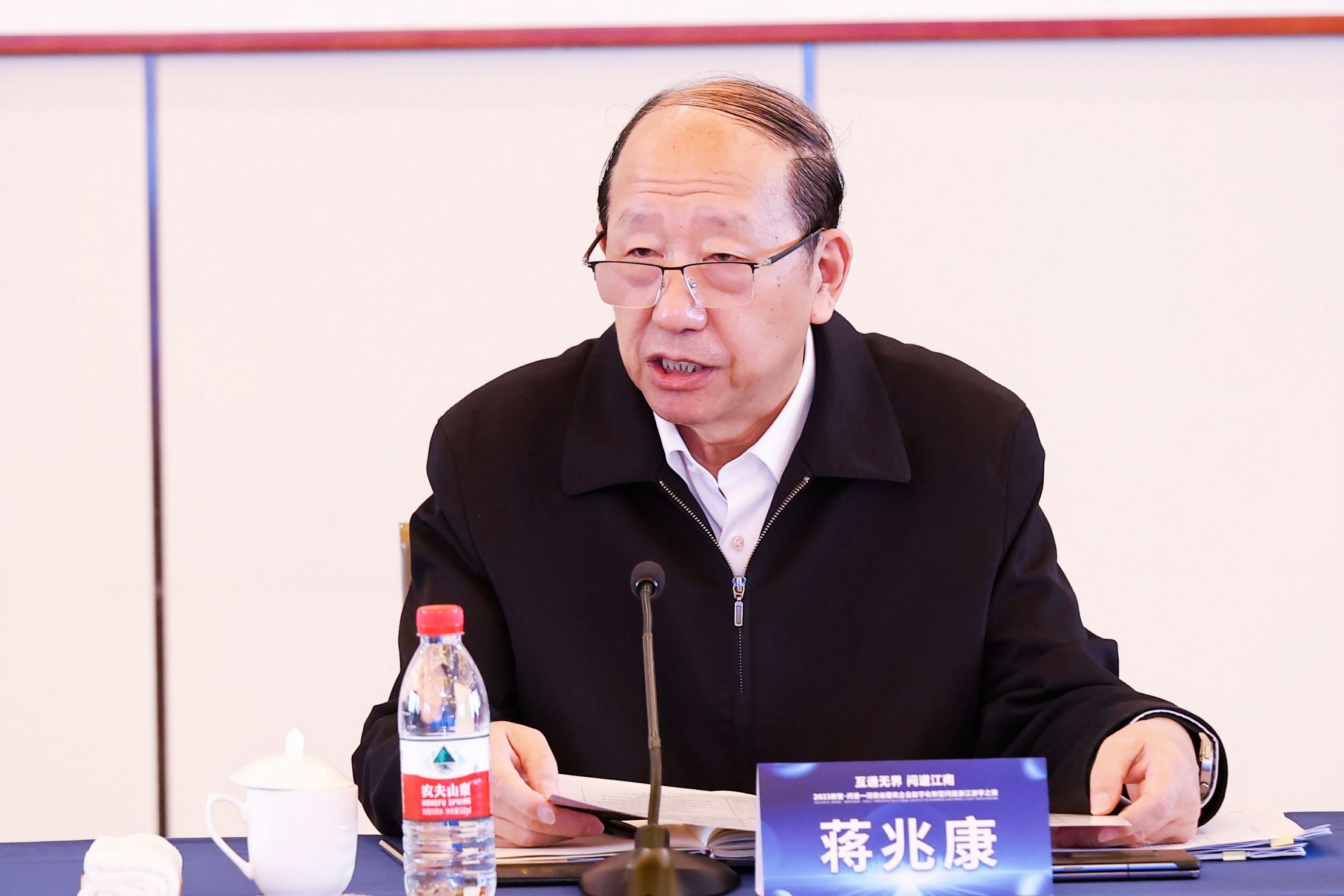 ZHOU3580-opq412293424.jpg