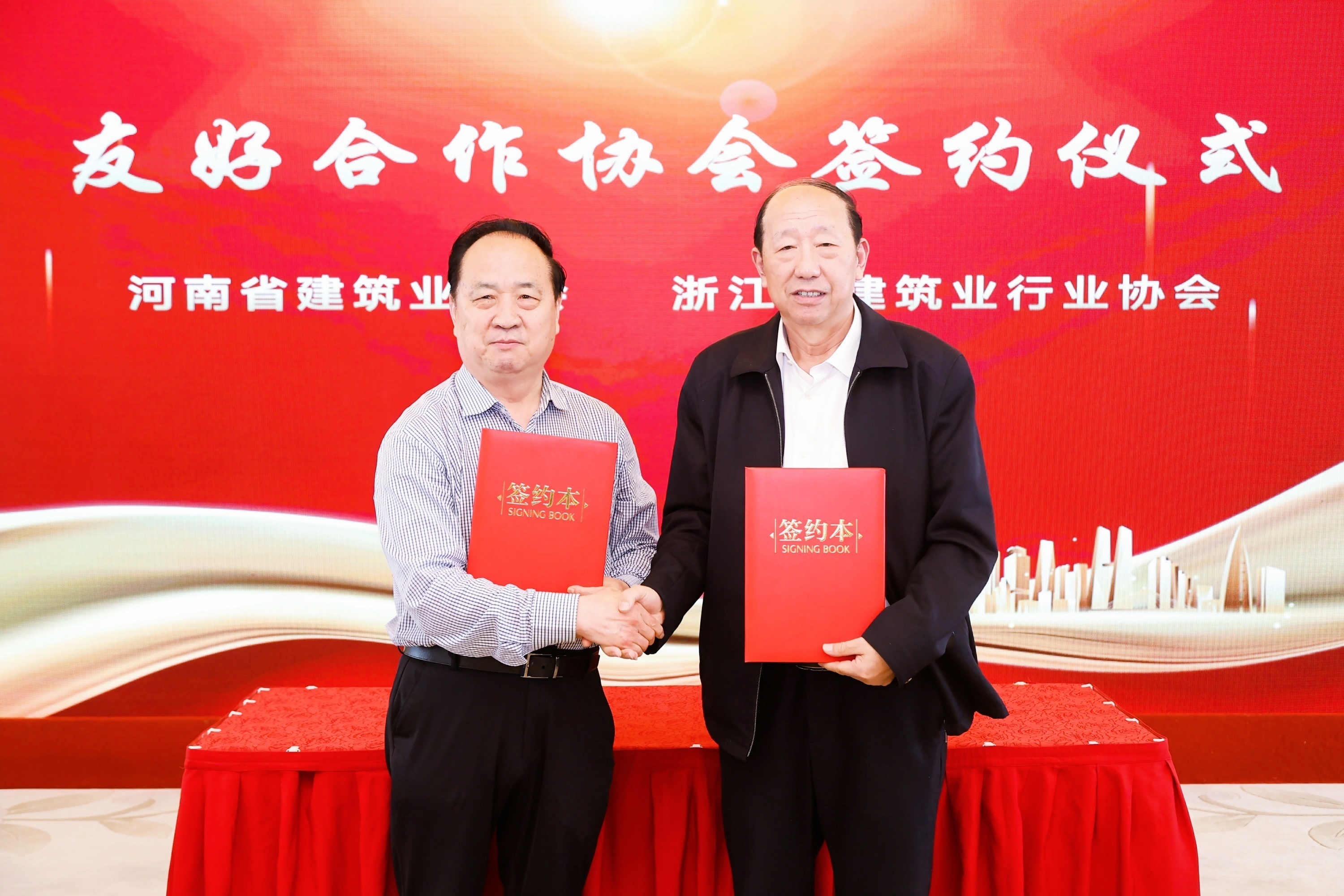 ZHOU4079-opq412487355.jpg