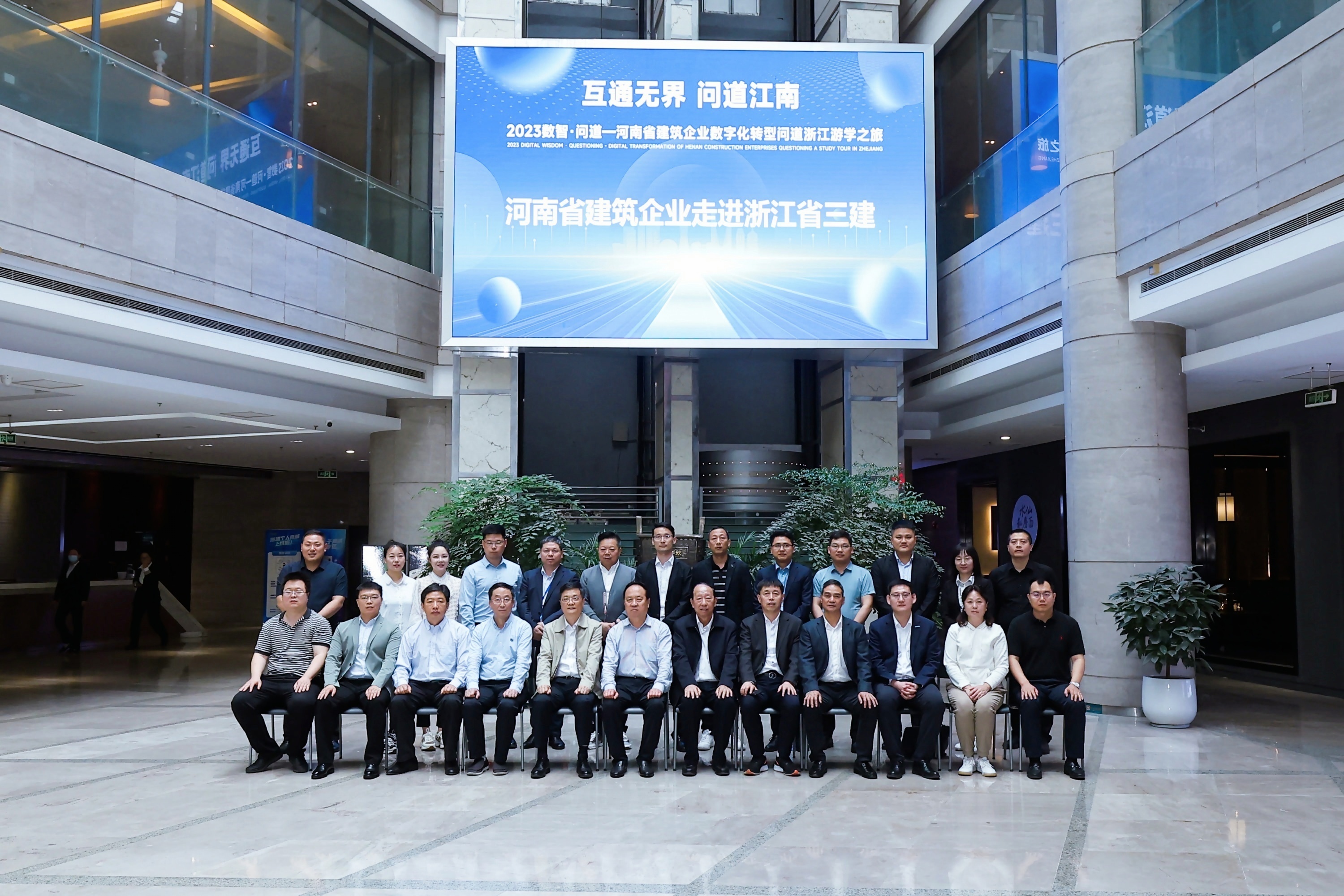 ZHOU4564-opq413348166.jpg