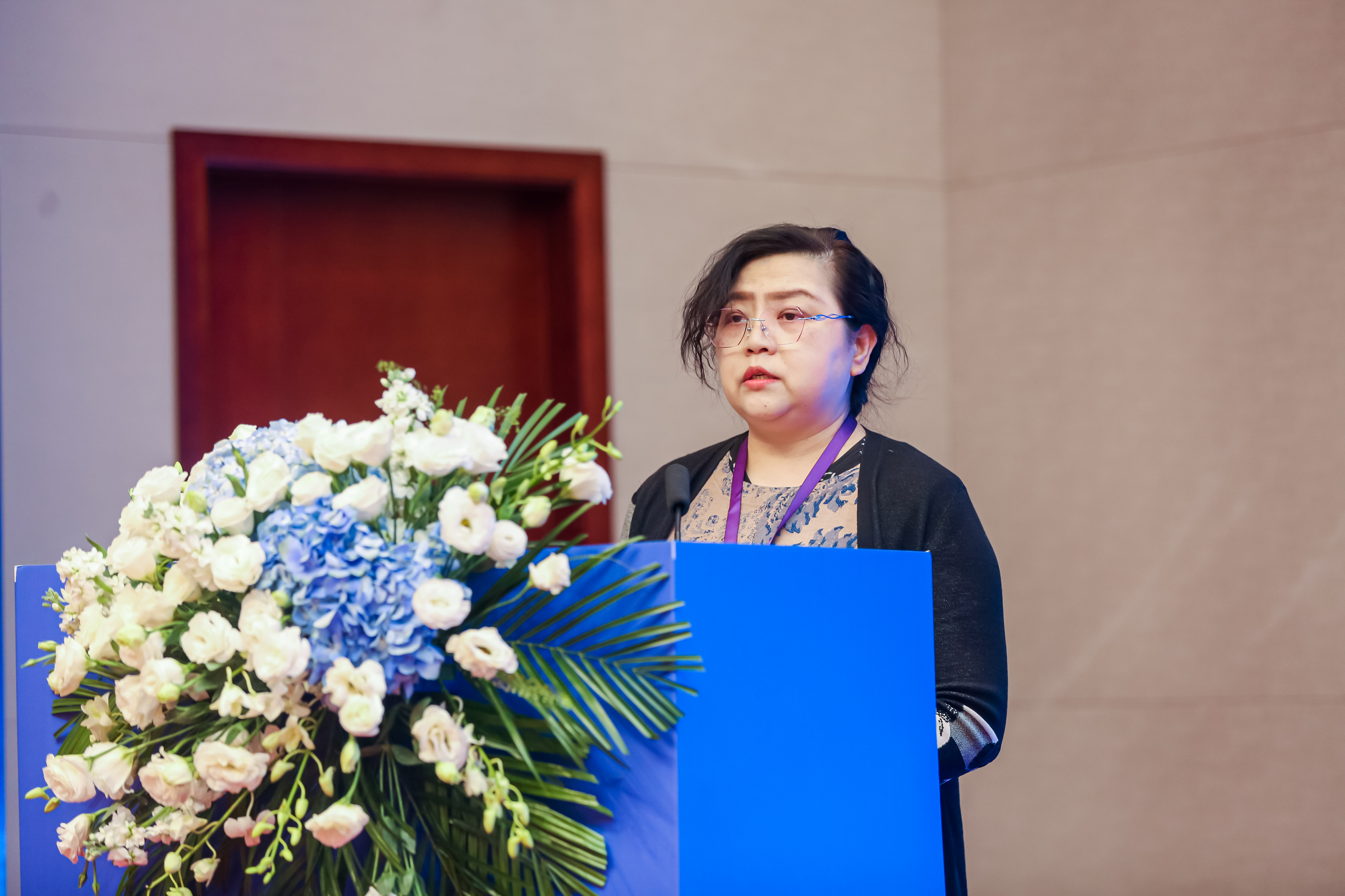 1河南省住房和城乡建设厅副厅长张瑛 副本.jpg