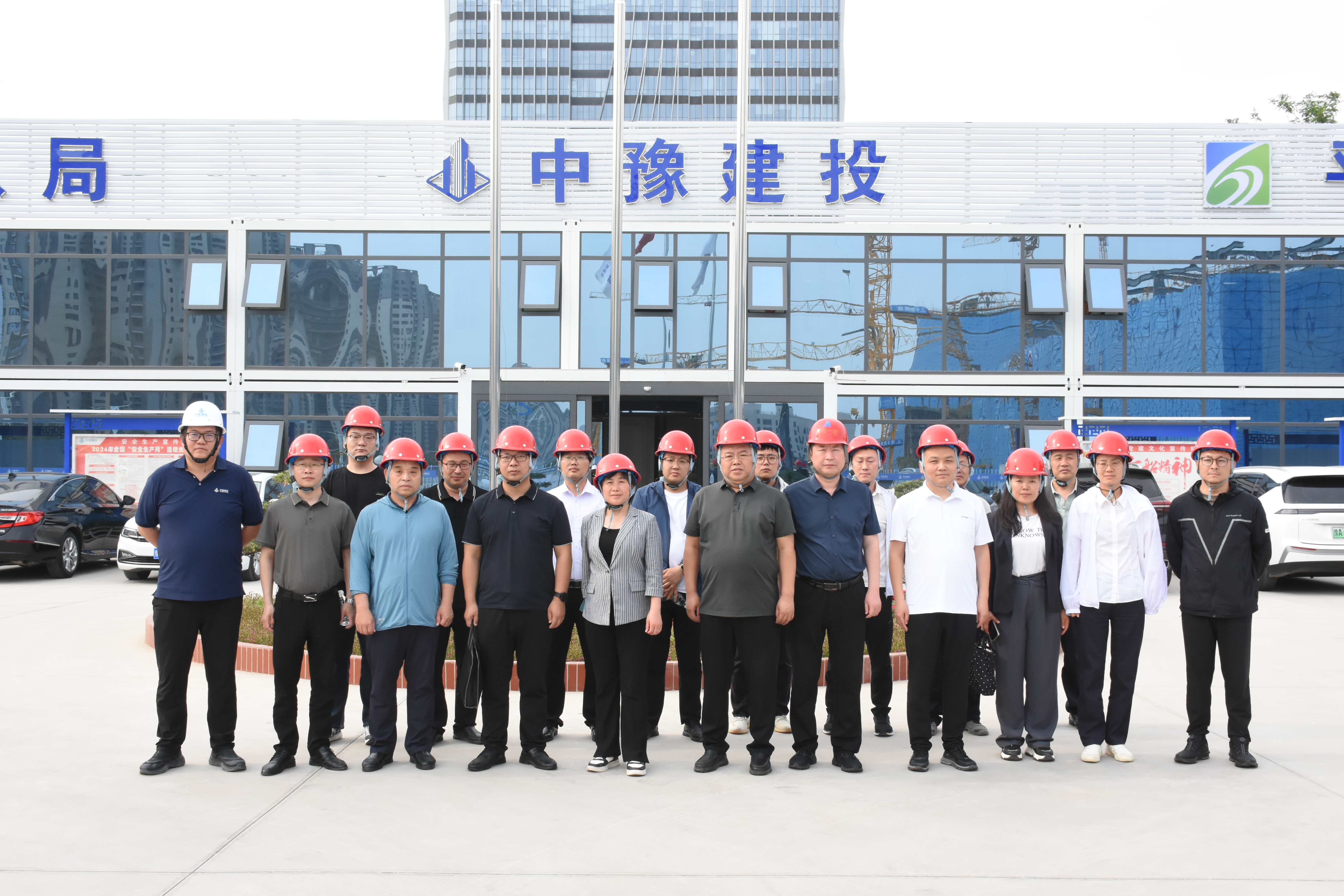 06 合影留念.JPG