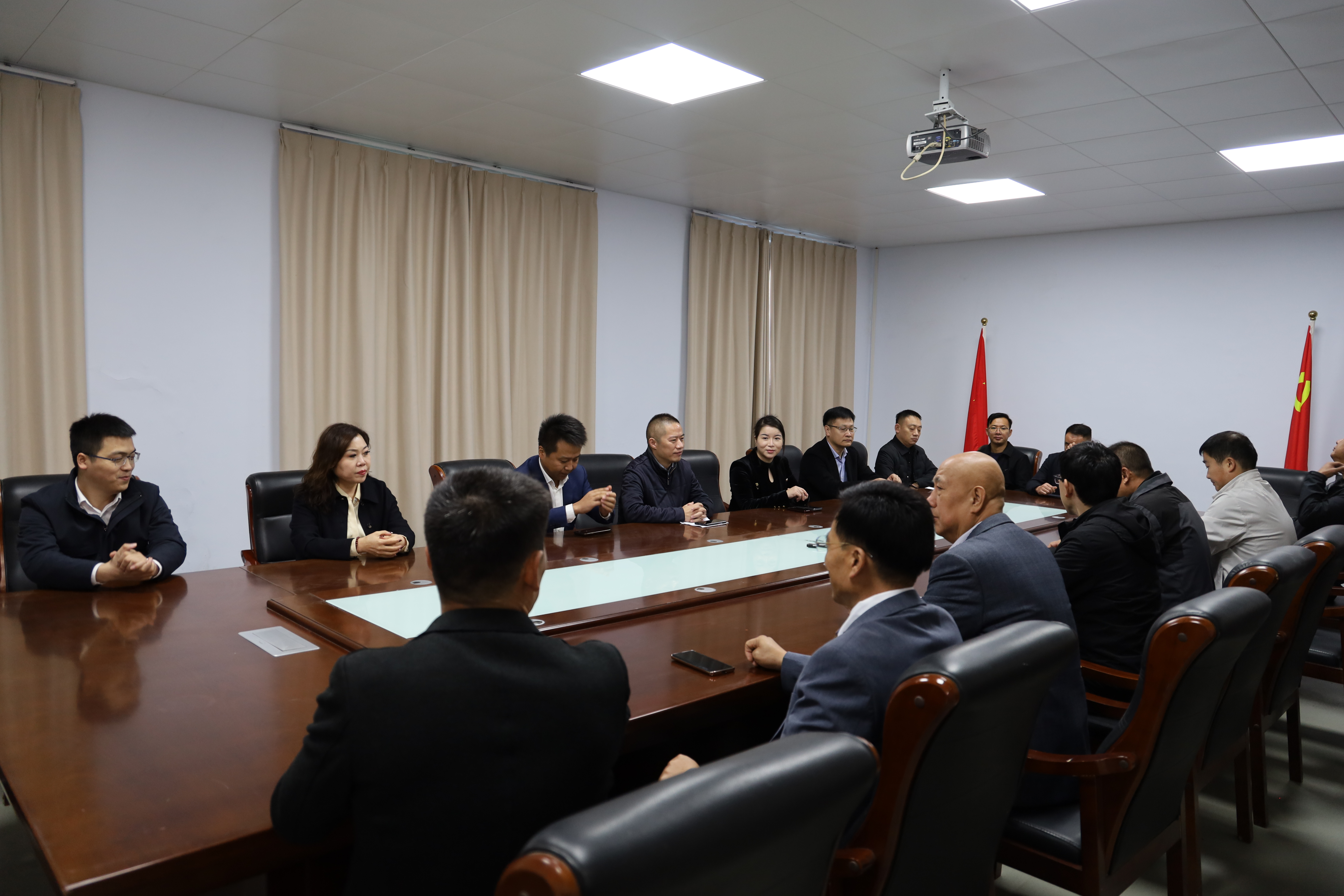 daf7ba22c4e20ab92e5bcab927e2fe4.jpg daf7ba22c4e20ab92e5bcab927e2fe4.jpg