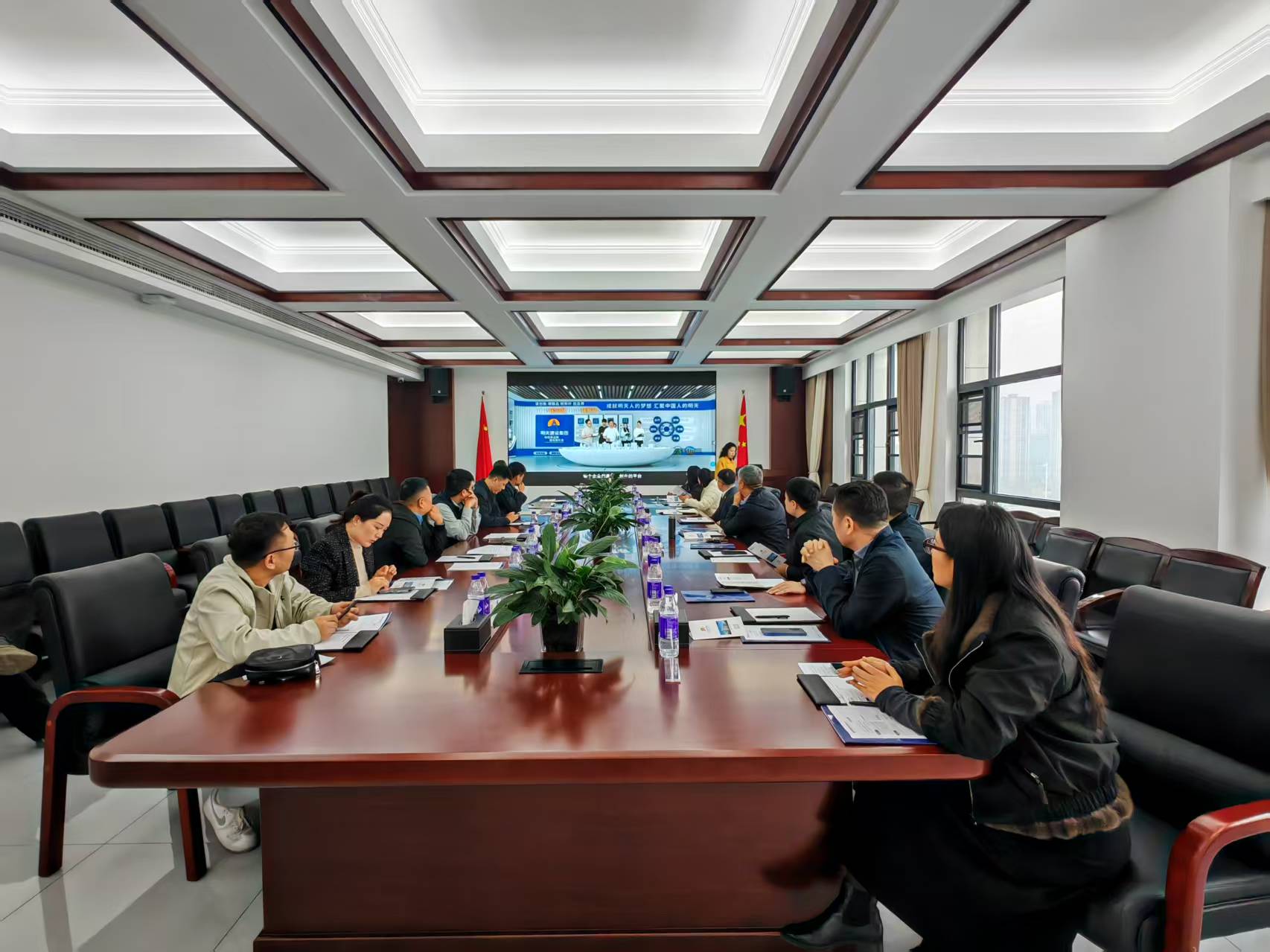 微信图片_20251030103702_59_106.jpg 微信图片_20251030103702_59_106.jpg