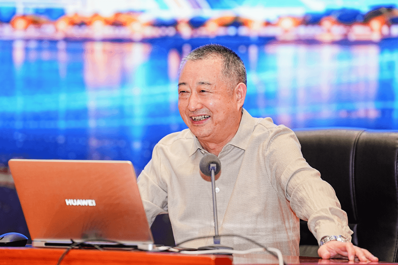 专家动图.gif 专家动图.gif